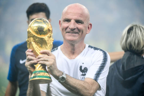 和出色的进 和出色的进