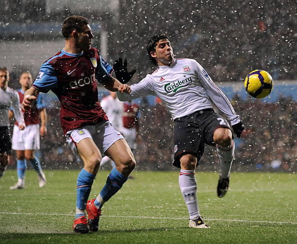 施加了巨大 施加了巨大