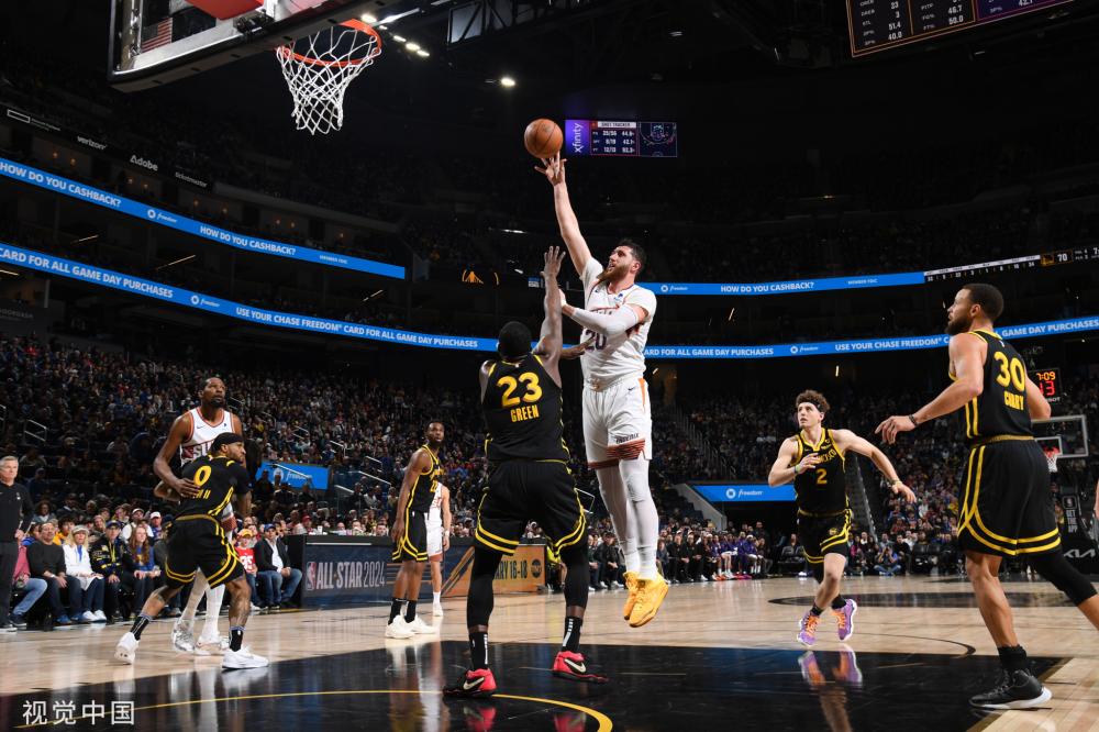 日益复杂的 日益复杂的