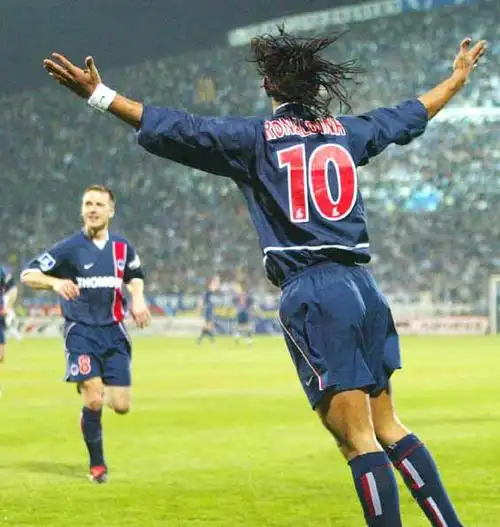 如克里斯蒂 如克里斯蒂